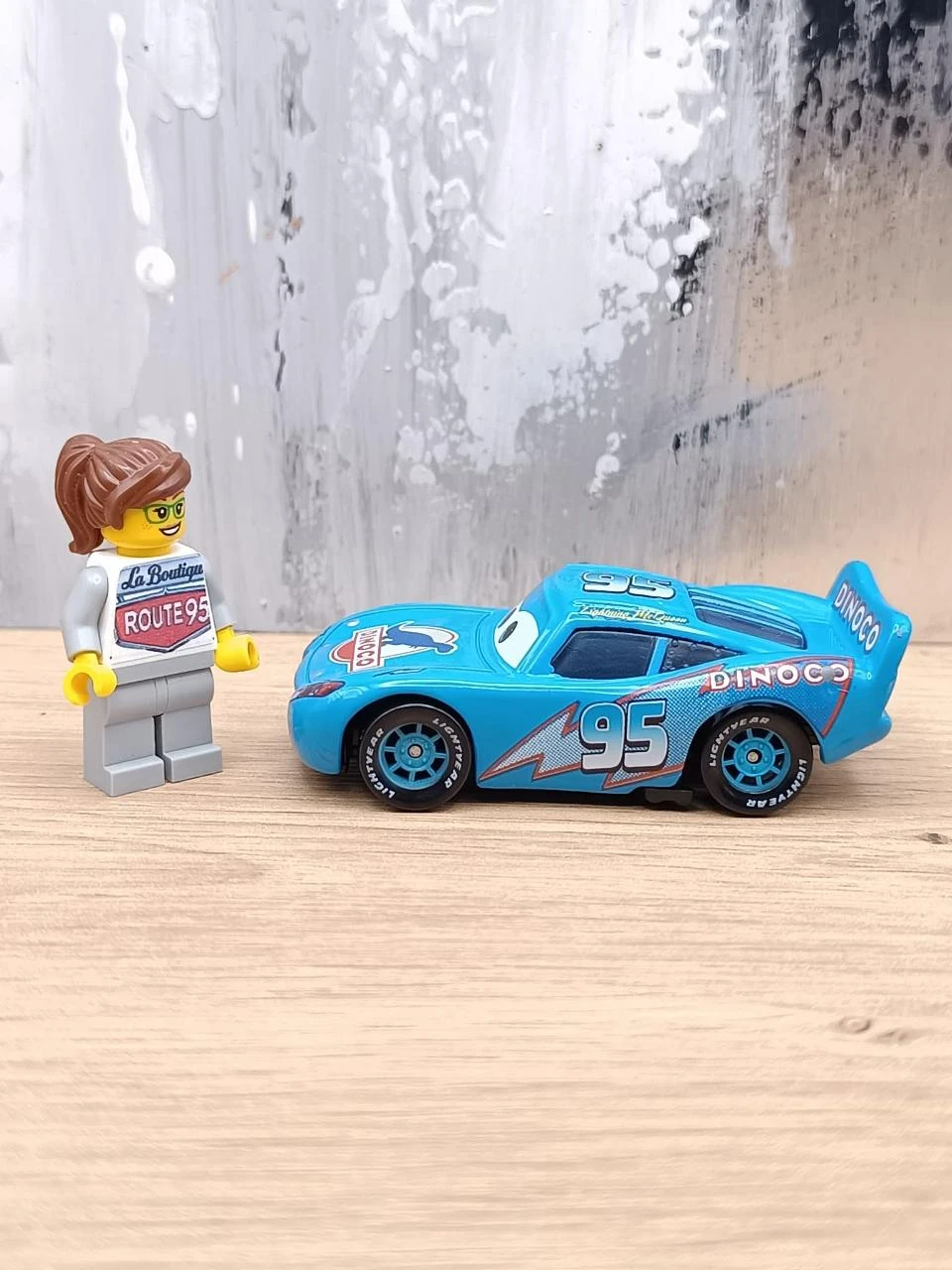 Coche Cars Flash McQueen - Juguete nuevo (CBS01) – photo 3
